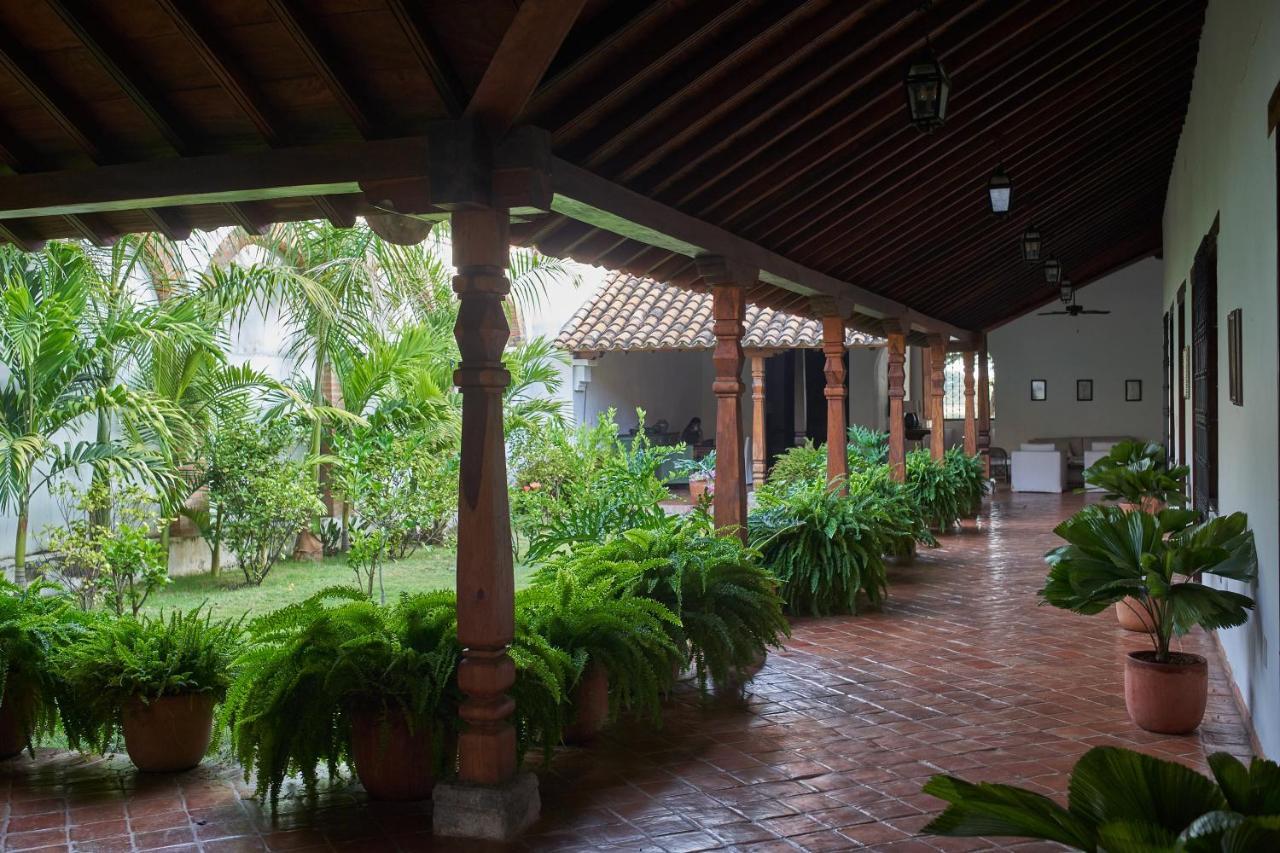 San Rafael Hotel Mompos Buitenkant foto