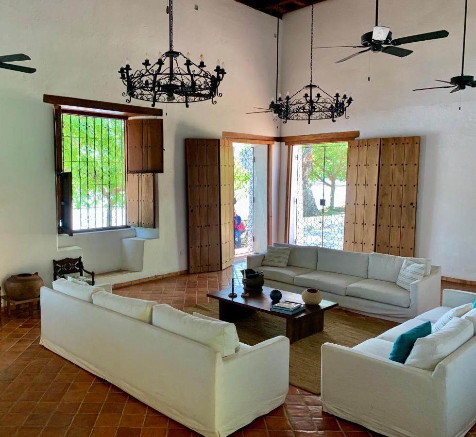 San Rafael Hotel Mompos Buitenkant foto
