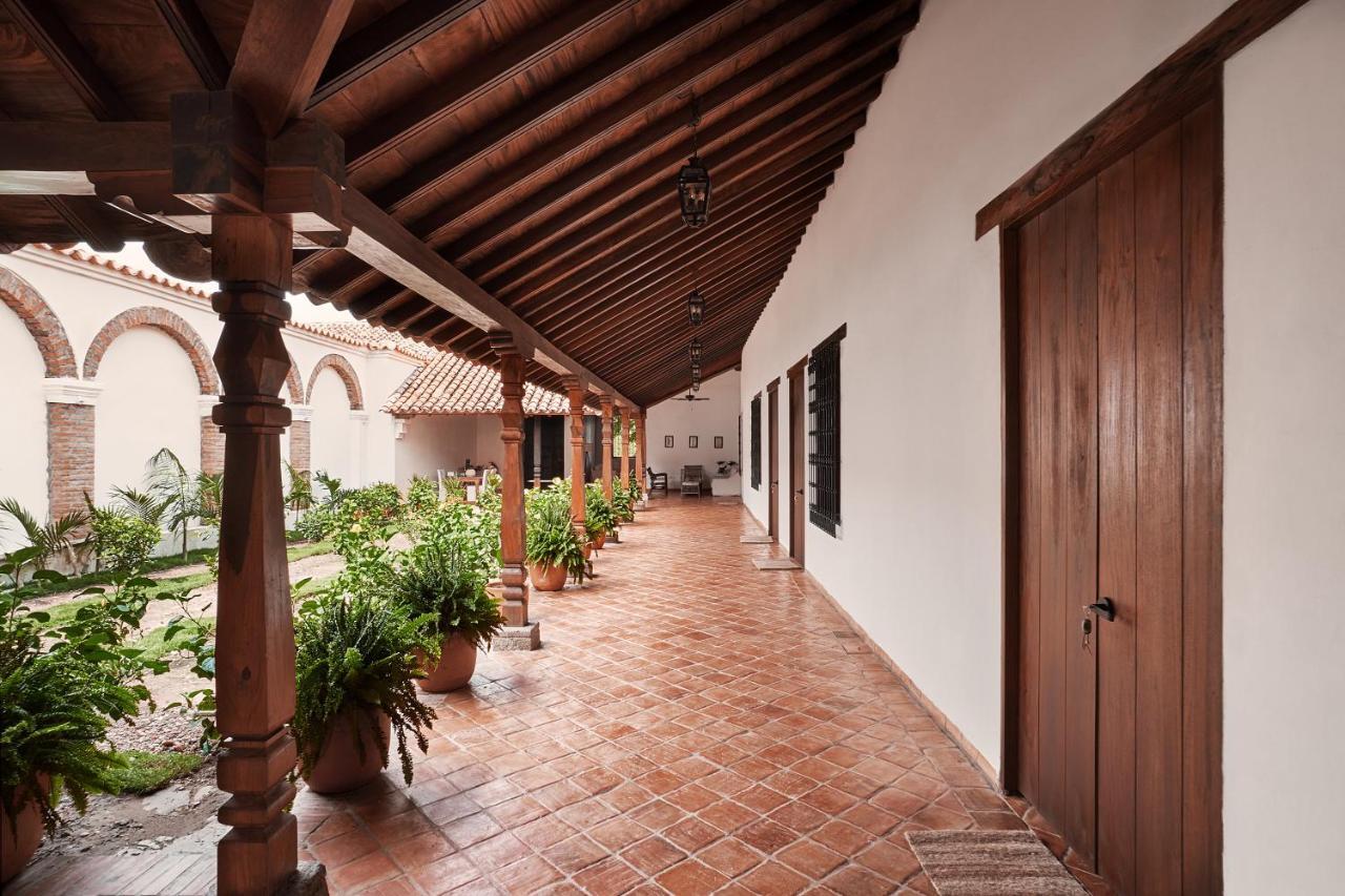 San Rafael Hotel Mompos Buitenkant foto
